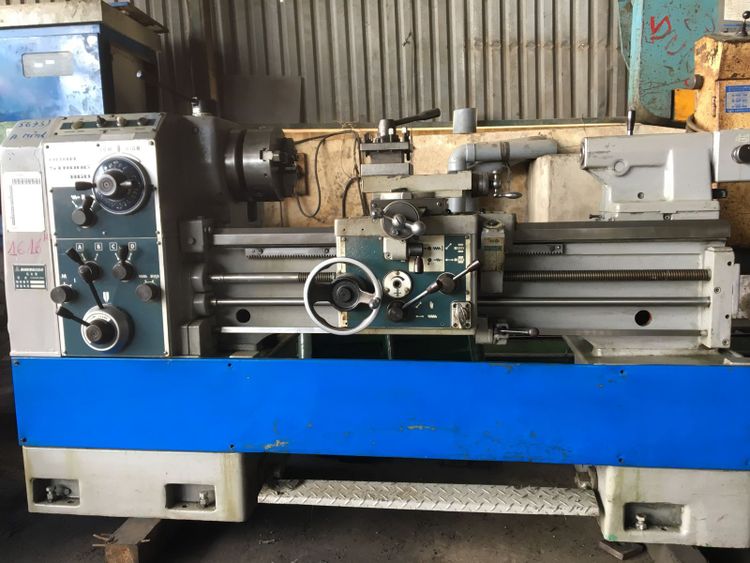 Howa Engine Lathe Variable Speed