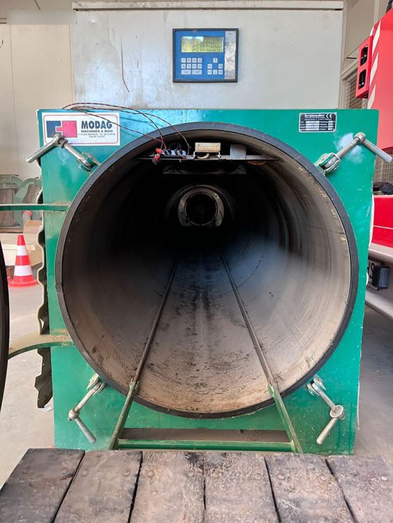 Wood drying kiln