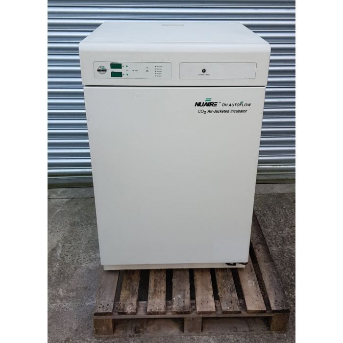 NuAire NU5500E DH Air Jacketed Co2 Incubator