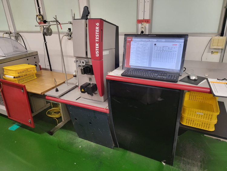 Uster UT6 S800 Yarn tester