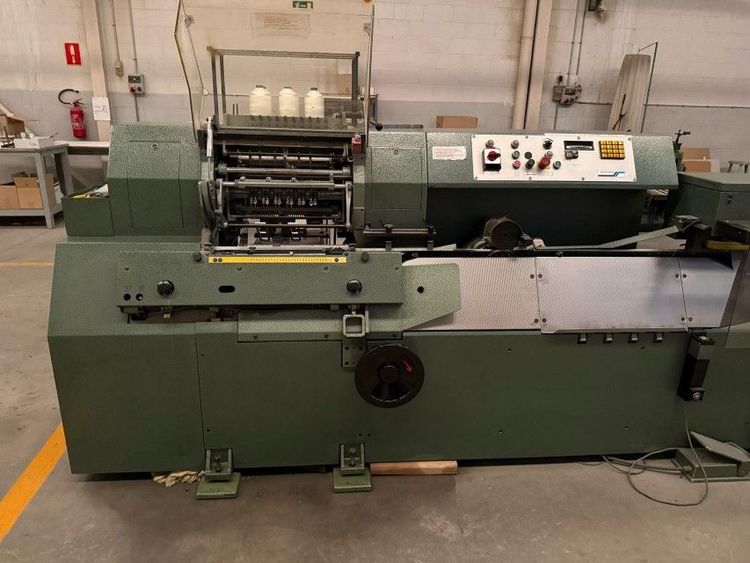 MULLER MARTINI 3210 Sewing Machine