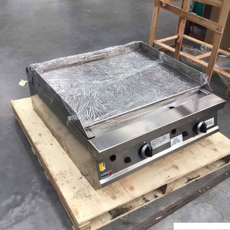 Fagor 900 series natural gas mild steel 2 zone fry top