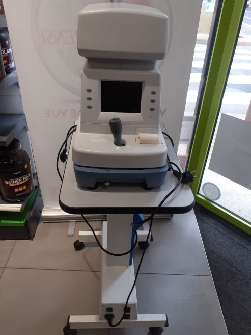 Auto Refractometer