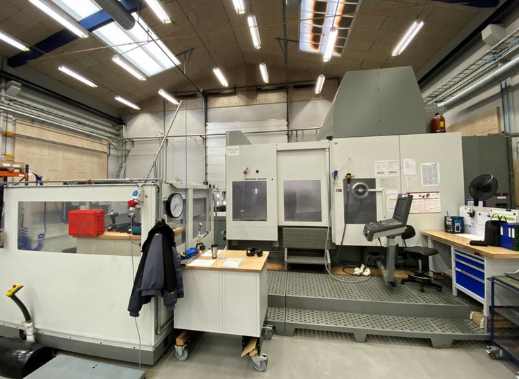 Deckel Maho DMC 200U 5 Axis
