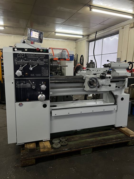 Voest Engine Lathe Variable Speed DA 180