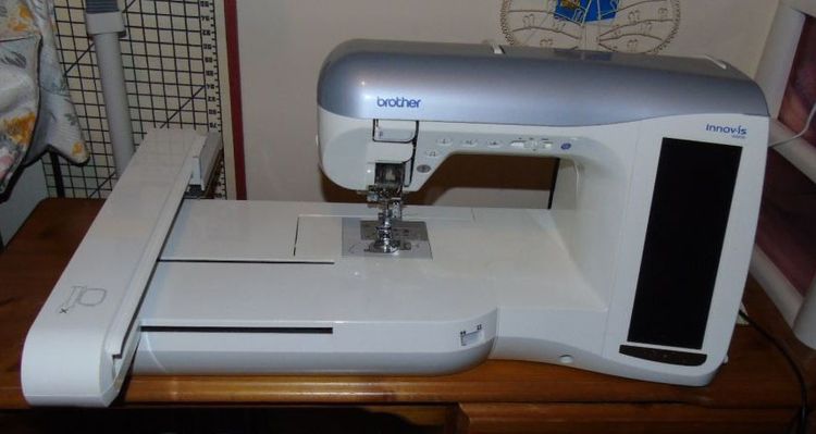 Brother INNOV'IS 4000 Sewing machines