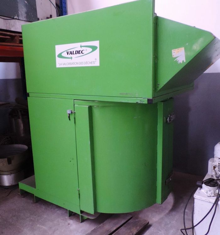 Cardboard Grinder machine