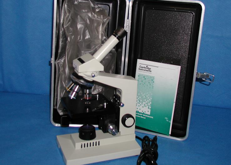 Cambridge Startlab 1000X, Microscope