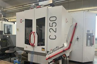 Hermle C 250 5  Axis