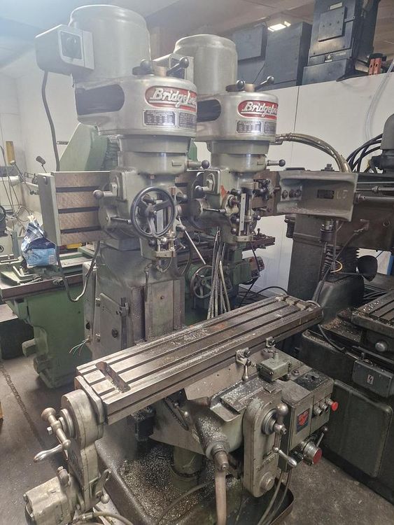 Bridgeport TRUE TRACE TWIN HEAD COPY MILL Vertical 2300 rpm