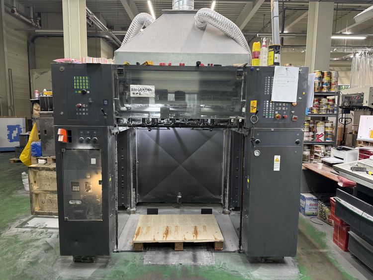 MAN Roland R704-3B