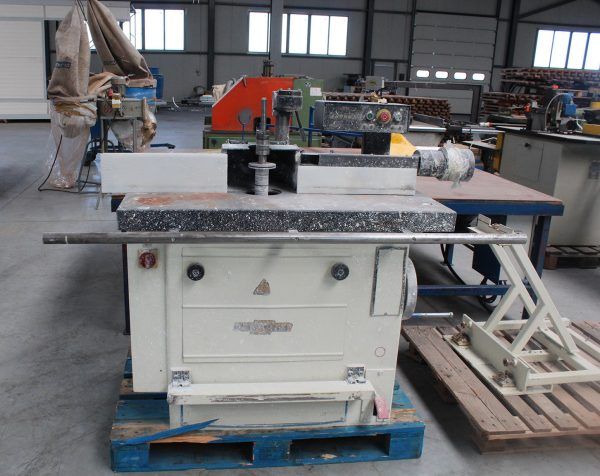 Jaroma Milling machine with trolley