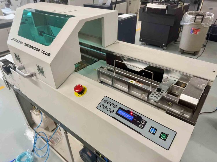 Sterling DigiBinder Plus