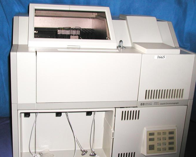 Hewlett Packard (HP) 1090 Liquid Chromatograph Series II