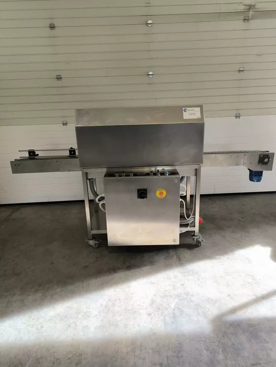 TI/120 Sleeve labeling machine