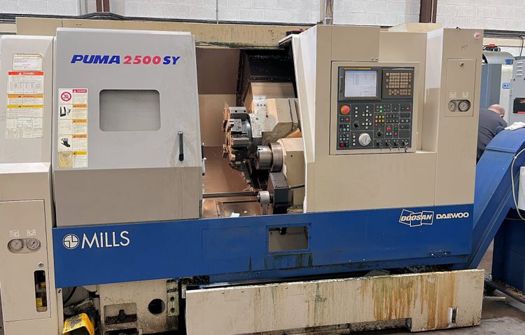 Doosan Fanuc 18i-TB 3500rpm Puma 2500SY 2 Axis