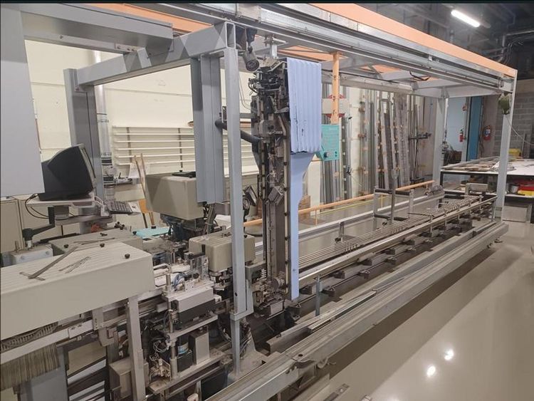 Staubli DELTA 200 Fully automatic pull-through machine