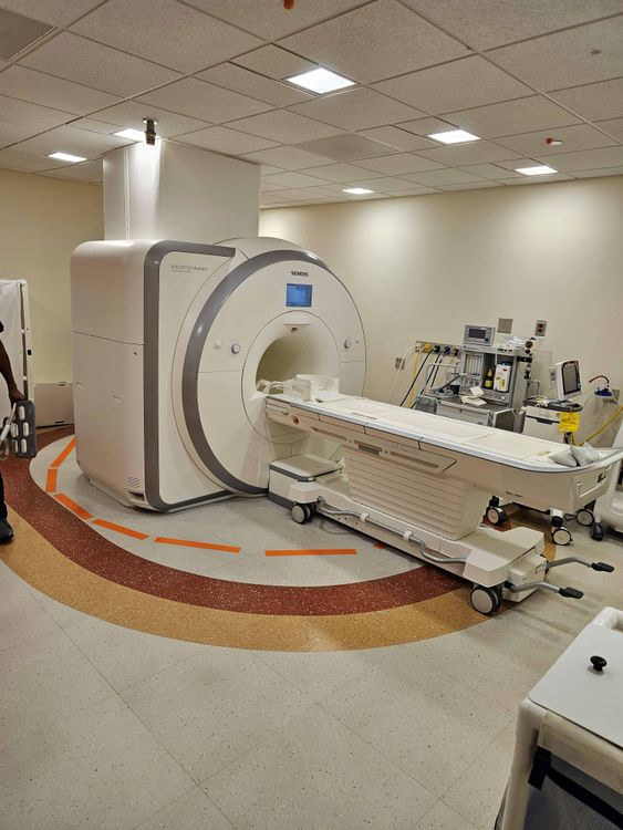 Siemens Avanto FIT 48CH MRI