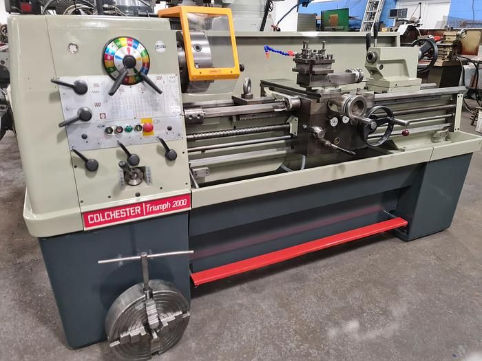 Colchester GAP BED CENTRE LATHE 2000 rpm TRIUMPH 2000 15" x 50"