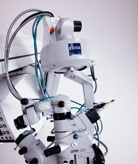 Carl Zeiss OPMI VISU 210 S8 Surgical Microscope