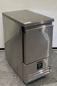 CyberChill CSS 150 CC, Single Door Space Saver Refrigerator