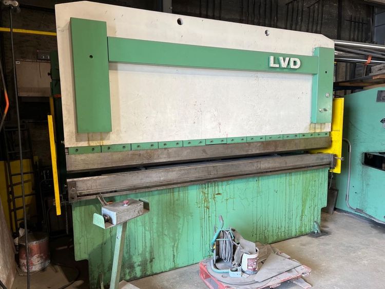 LVD LVD Press Brake 100 tons