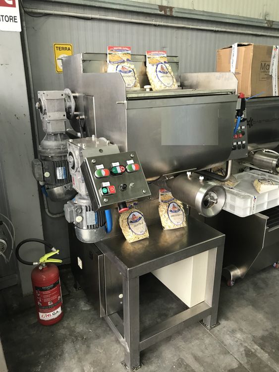 P/80 Double-tank fresh pasta mixer