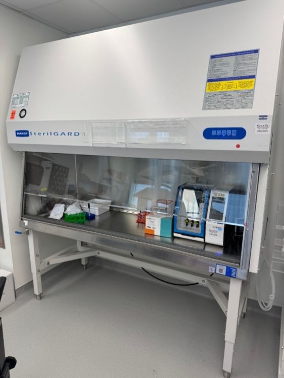Baker SG604 SterilGARD 6' BioSafety Cabinet