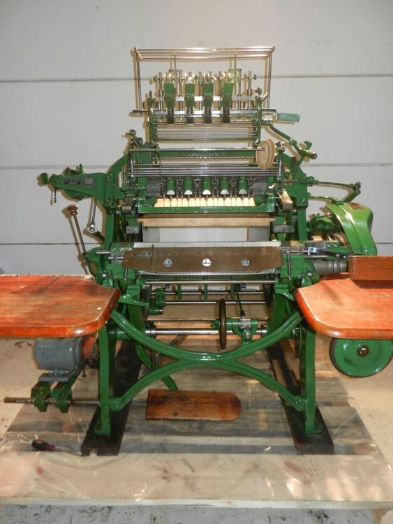Brehmer 39 3/4-2 Sewing Machine