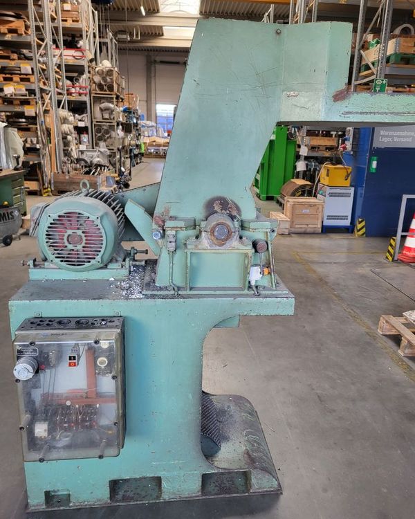 Moser 28/35 Granulator