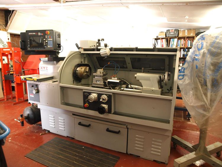 XYZ ProtoTrak VL Control. 2200 rpm VL355 2 Axis