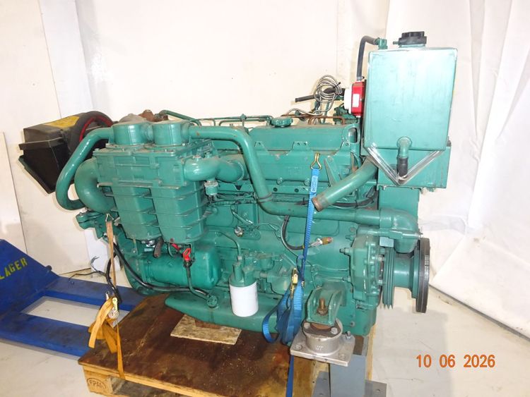 Volvo Penta TAMD71B  Cylinders: 6
