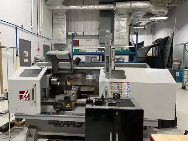 Haas HAAS CNC CONTROL 2,000 RPM TL-2 2 Axis