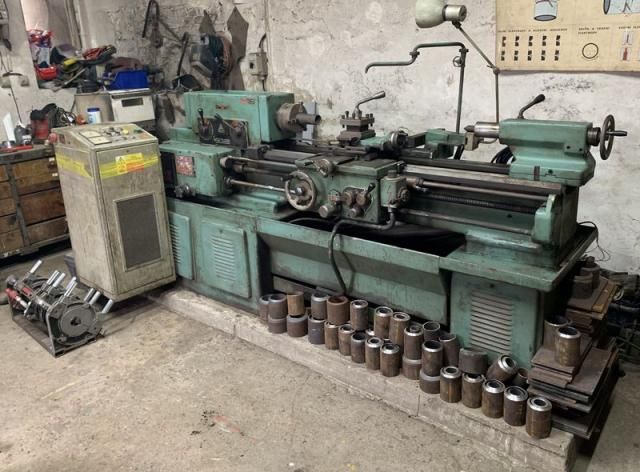 TOS Engine Lathe Variable SV 18RD / 750