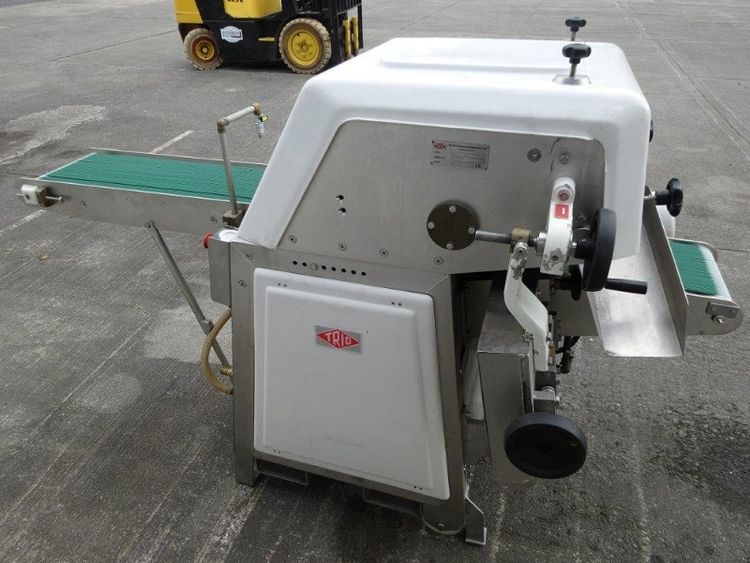 Trio FDS 104 Skinning Machine