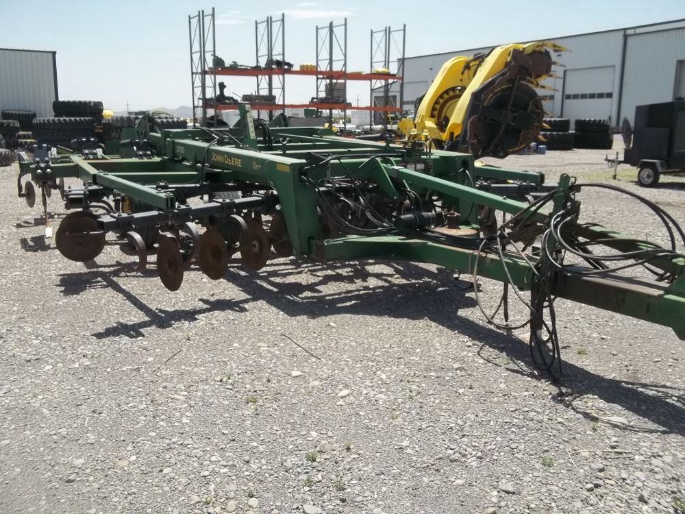 John Deere 2700 Rippers