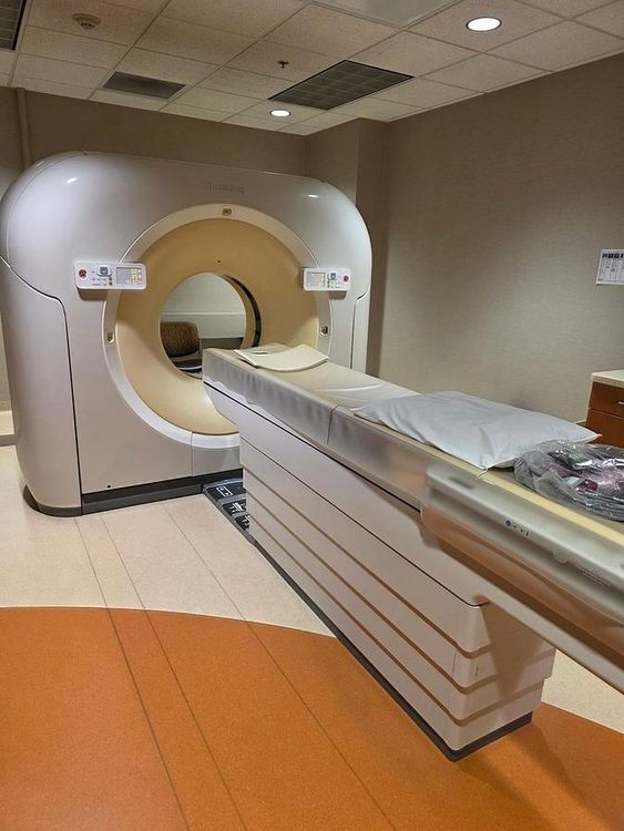 Philips Ingenuity 128-slice CT Scanner System