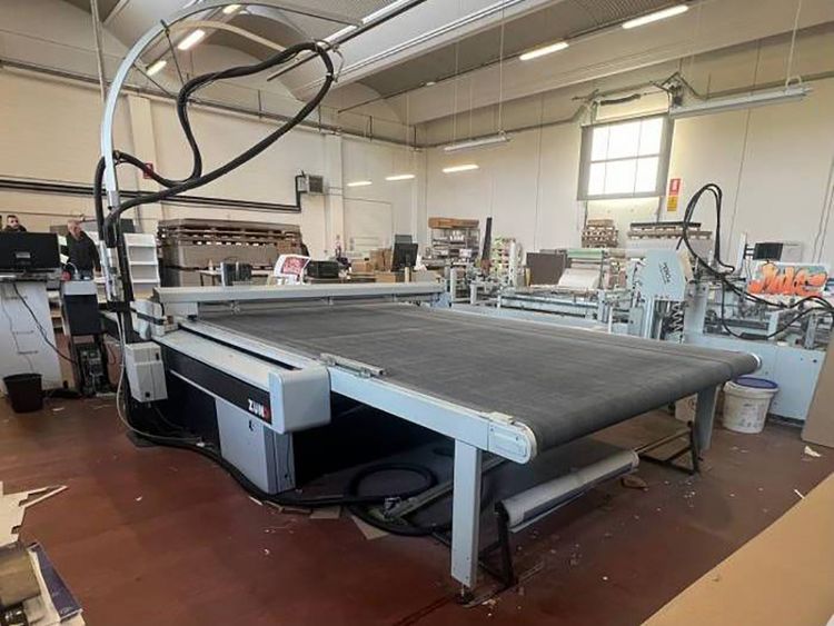 Zund G3 XL 3200  2270 × 3200 mm