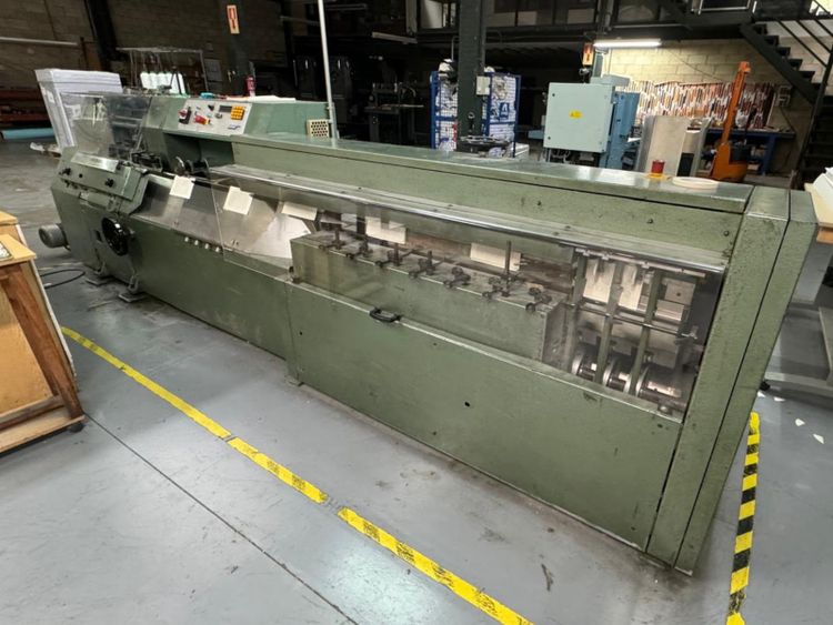 MULLER MARTINI 3210 Sewing Machine