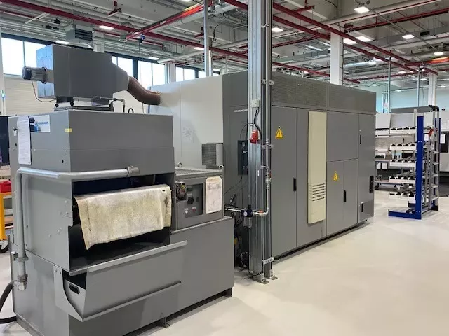 DMG, Gildemeister CNC control Siemens 840 D 5000 rpm TWIN 65 RG2 3 Axis