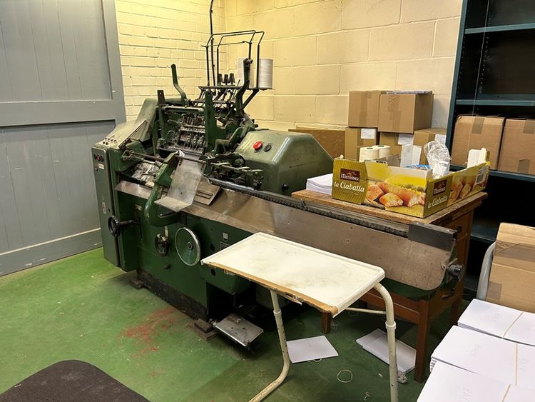 Brehmer, Polygraph 381 eA Semi Automatic Book Sewing Machine