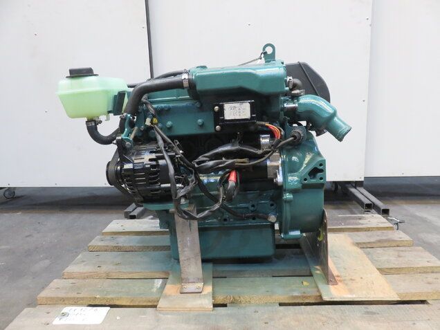 Volvo Penta D2-40B 40 HP
