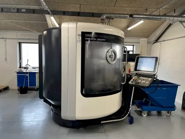 DMG DMG MORI DMU 60 monoBLOCK 5  Axis