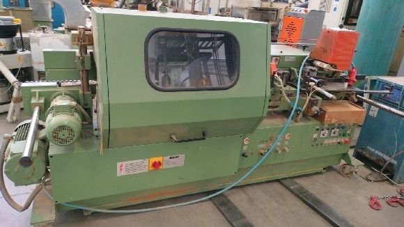Manea EMBROIDERY MACHINE