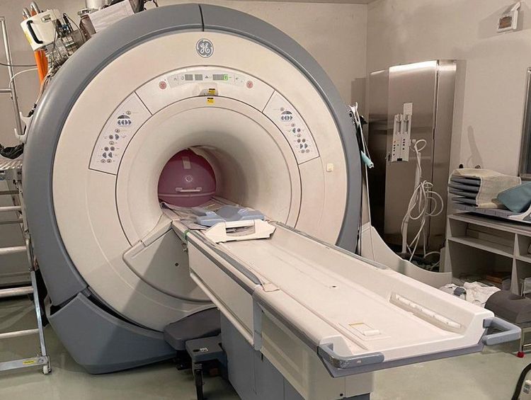 GE Healthcare Signa HDxt 3.0T MRI