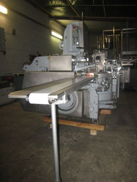 Trepko XPG-40, Automatic filling and wrapping machine