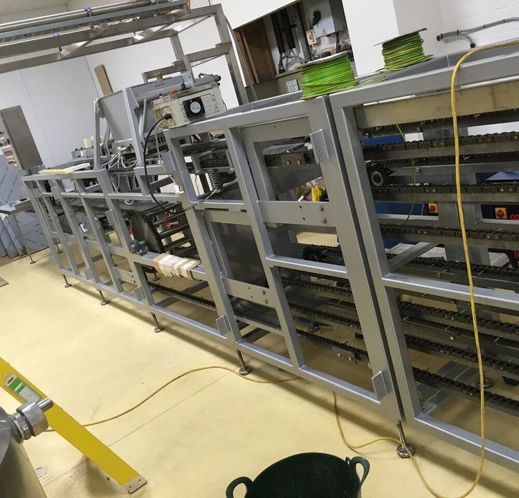 Westall 300 Micro, One-shot moulding line