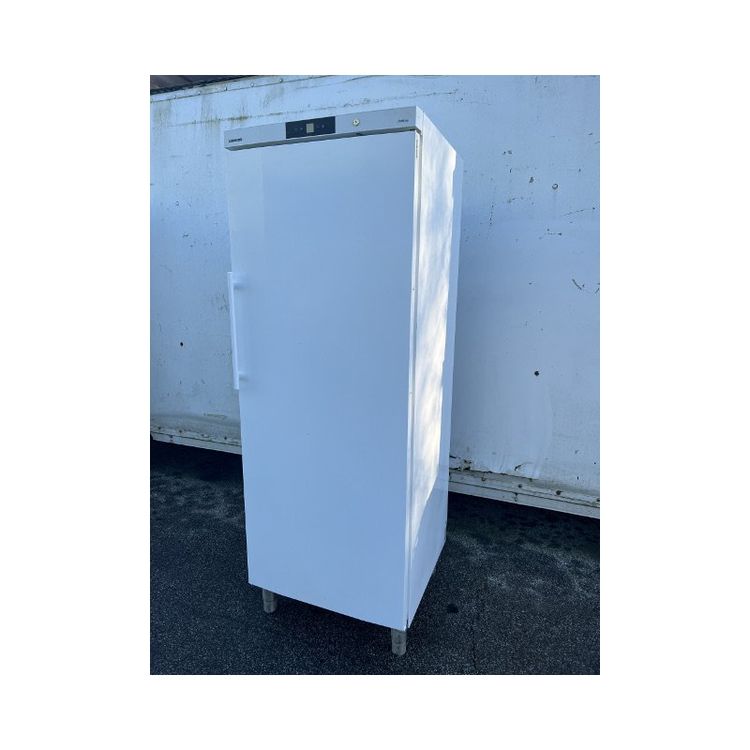 Liebherr refrigerator