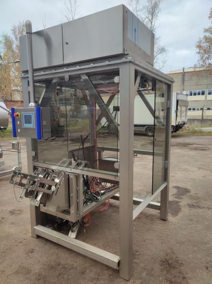 Tray denester robot