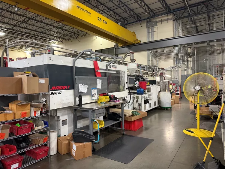 Cincinnati Milacron MTS-400 400 T